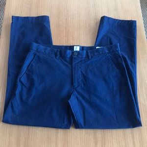 Gap Men’s Navy Chino Trousers 34x30 Straight Leg in Cotton and Spandex
